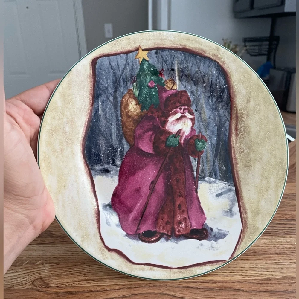 Royal Norfolk Festive Santa Plate vintage with Burgundy and Gold
